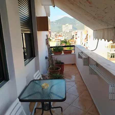 Apartman Alba 2 *